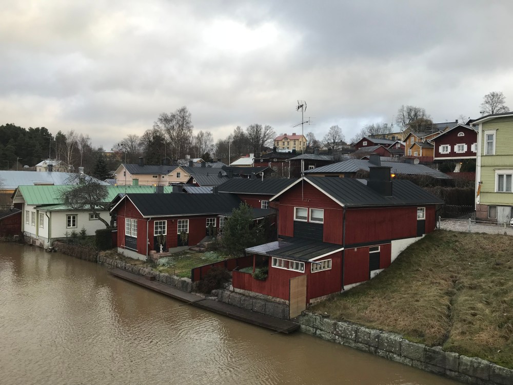 06C93E64-37DF-47FE-9ABF-725DA12C0991