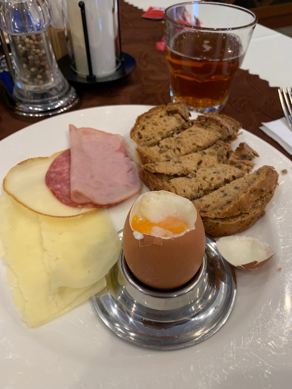 29E52966-B76C-4BF1-ADC3-61C5C3519312