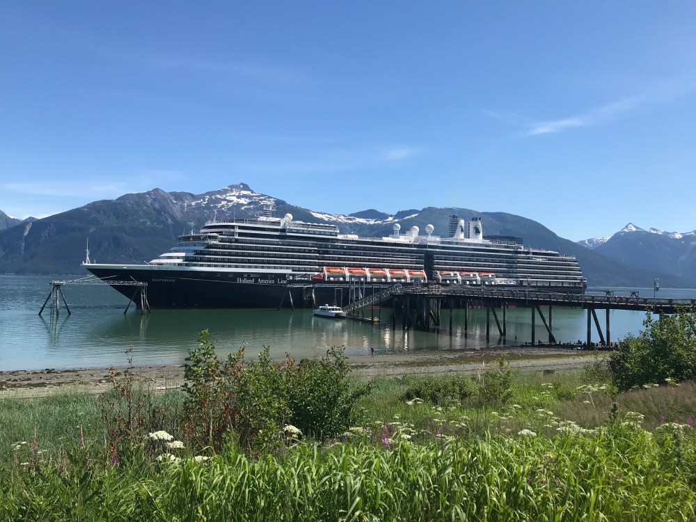 1EB067A5-939D-4E63-A4C5-C644CF498549